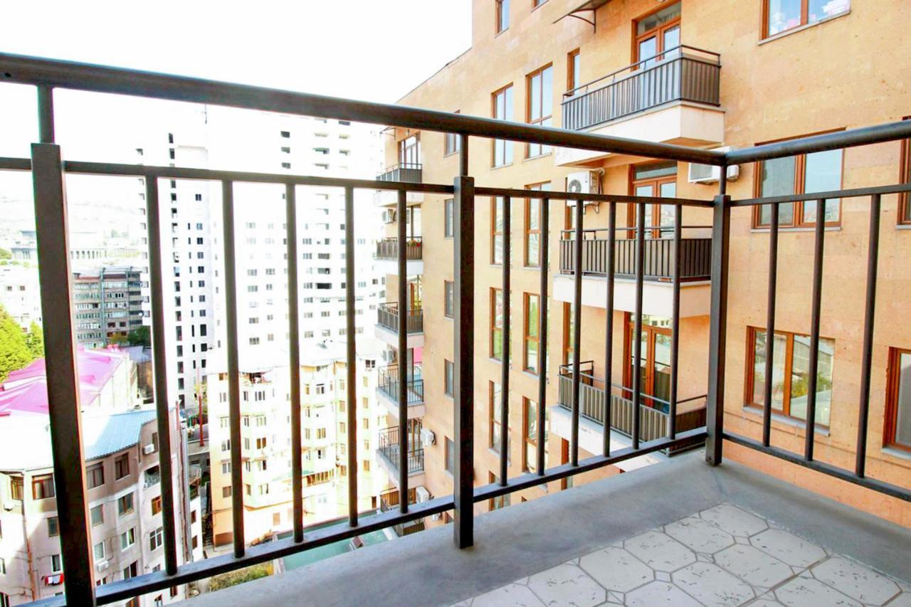 Apartments In Alley Residence Erivan Dış mekan fotoğraf
